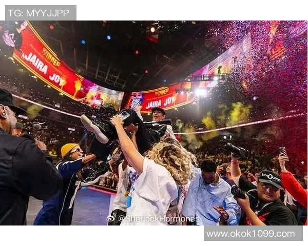 重庆街舞队灵活性创新高引领街舞新潮流展现无限可能